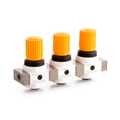 Batería de reguladores de presión neumáticos para control múltiple.